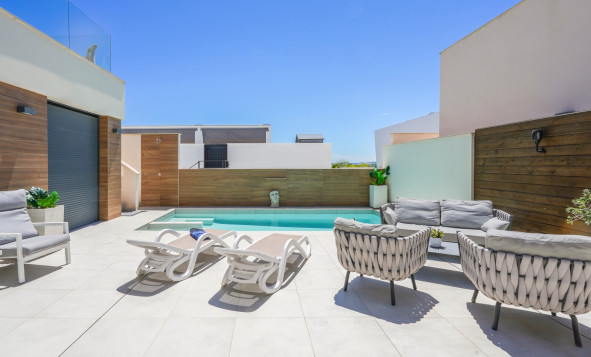 Reventa - 3. Casa indepiende - Benijófar - Costa Blanca Sur