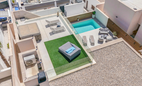 Reventa - 3. Casa indepiende - Benijófar - Costa Blanca Sur
