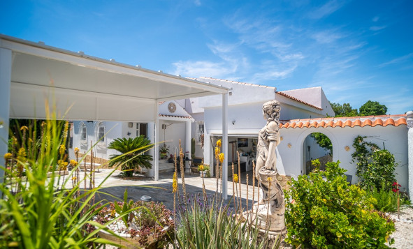 Reventa - 3. Casa indepiende - La Marina - Costa Blanca Sur