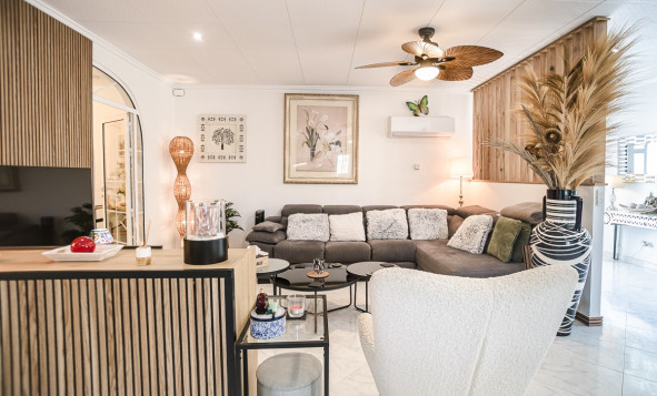 Reventa - 3. Casa indepiende - La Marina - Costa Blanca Sur