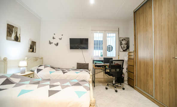 Reventa - 3. Casa indepiende - La Marina - Costa Blanca Sur