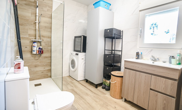 Reventa - 3. Casa indepiende - La Marina - Costa Blanca Sur