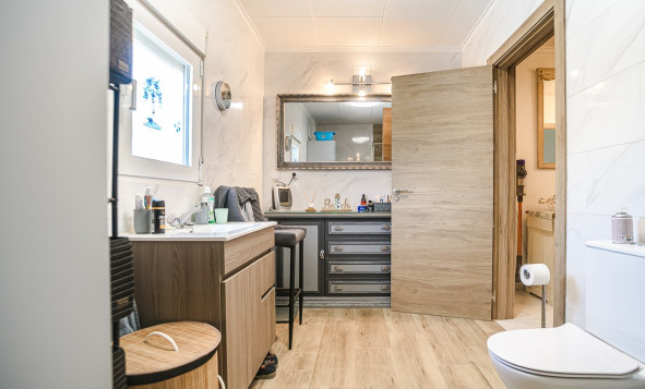 Reventa - 3. Casa indepiende - La Marina - Costa Blanca Sur
