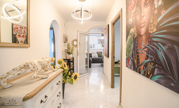 Reventa - 3. Casa indepiende - La Marina - Costa Blanca Sur