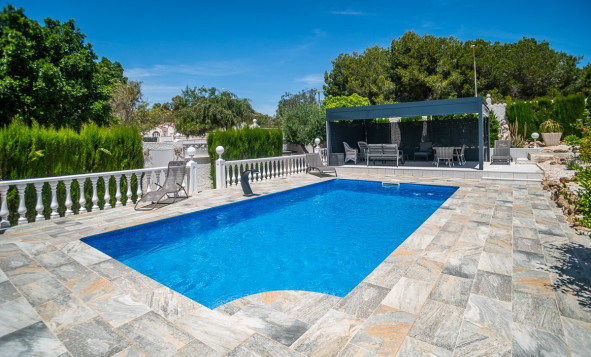 Reventa - 3. Casa indepiende - La Marina - Costa Blanca Sur