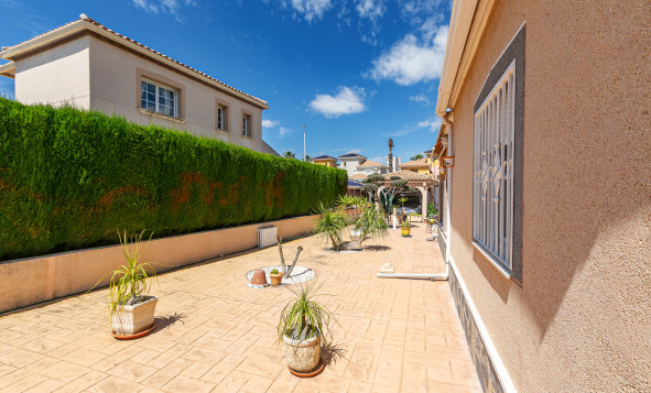 Resale - 3. Detached house - La Zenia - Costa Blanca South