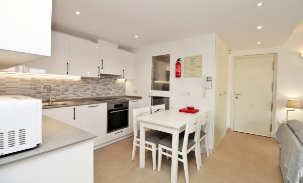 Resale - 1. Apartment / flat - Playa Flamenca - Costa Blanca South