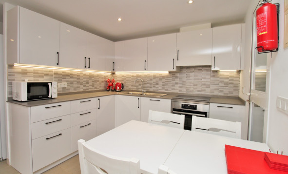 Resale - 1. Apartment / flat - Playa Flamenca - Costa Blanca South