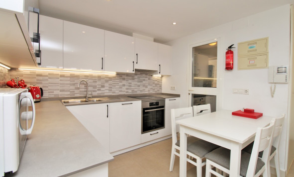 Resale - 1. Apartment / flat - Playa Flamenca - Costa Blanca South