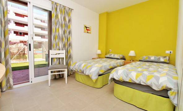 Resale - 1. Apartment / flat - Playa Flamenca - Costa Blanca South