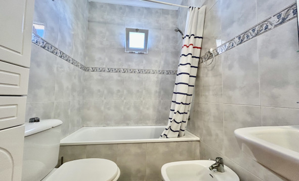 Resale - 1. Apartment / flat - La Zenia - Costa Blanca South