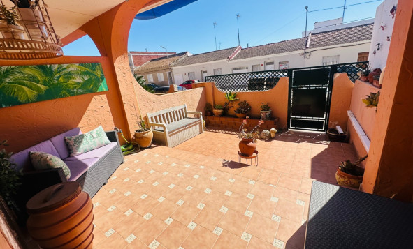 Reventa - 2. Chalet adosado - Jacarilla - Costa Blanca Sur