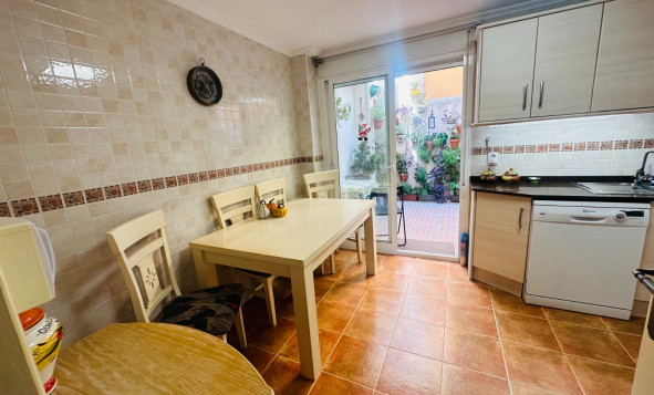 Reventa - 2. Chalet adosado - Jacarilla - Costa Blanca Sur