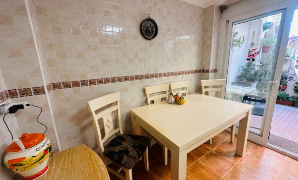 Reventa - 2. Chalet adosado - Jacarilla - Costa Blanca Sur