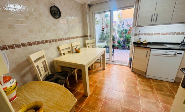 Reventa - 2. Chalet adosado - Jacarilla - Costa Blanca Sur
