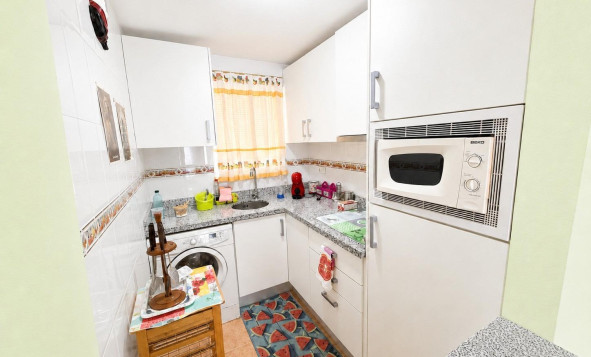 Resale - 1. Apartment / flat - Torrevieja - Costa Blanca South
