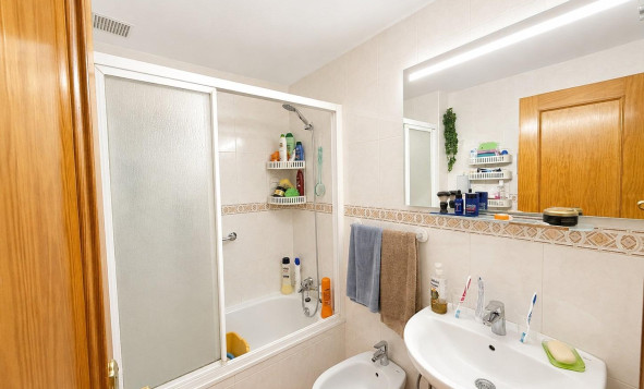 Resale - 1. Apartment / flat - Torrevieja - Costa Blanca South