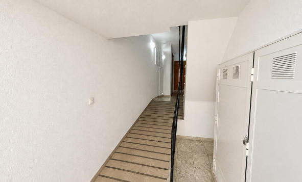 Resale - 1. Apartment / flat - Torrevieja - Costa Blanca South