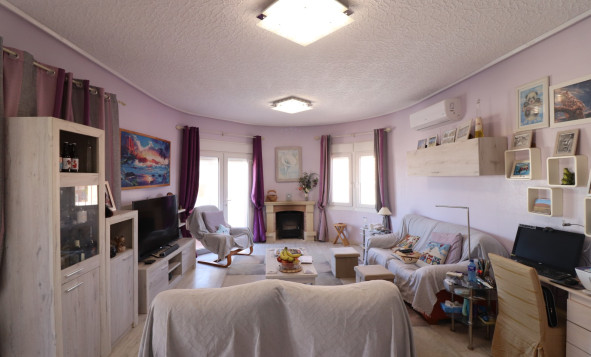 Reventa - 3. Casa indepiende - Benimar - Costa Blanca Sur