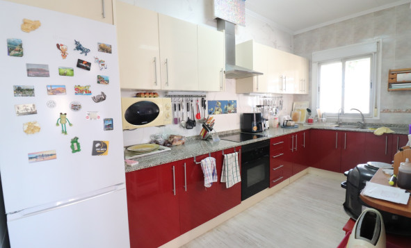 Reventa - 3. Casa indepiende - Benimar - Costa Blanca Sur
