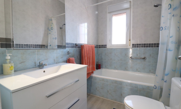 Reventa - 3. Casa indepiende - Benimar - Costa Blanca Sur