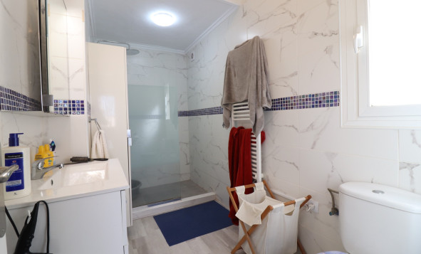 Reventa - 3. Casa indepiende - Benimar - Costa Blanca Sur