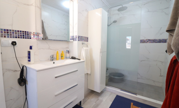 Reventa - 3. Casa indepiende - Benimar - Costa Blanca Sur
