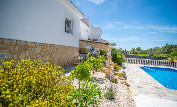Reventa - 3. Casa indepiende - La Marina - Costa Blanca Sur