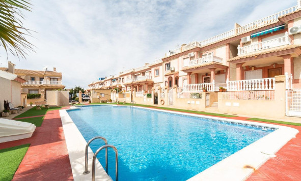 Resale - 4. Semi-detached villa - Orihuela Costa - Costa Blanca South