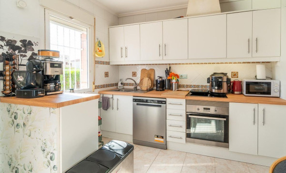 Resale - 4. Semi-detached villa - Orihuela Costa - Costa Blanca South