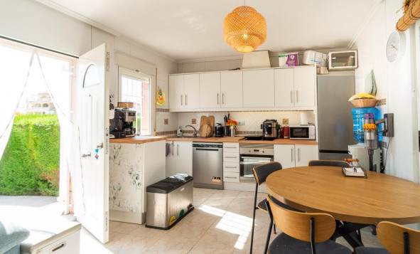 Resale - 4. Semi-detached villa - Orihuela Costa - Costa Blanca South