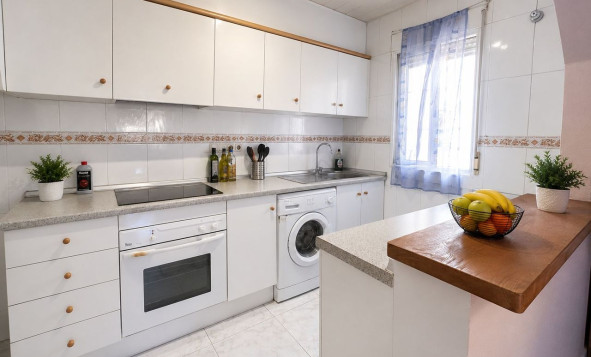 Resale - 1. Apartment / flat - Torrevieja - Costa Blanca South