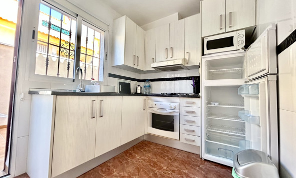 Reventa - 1. Apartamento / piso - La Zenia - Costa Blanca Sur