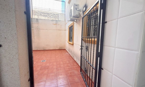 Resale - 1. Apartment / flat - Cabo Roig - Costa Blanca South