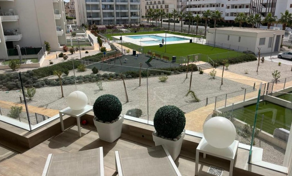 Herverkoop - 1. Appartement / flat - Villamartin - Costa Blanca Zuid
