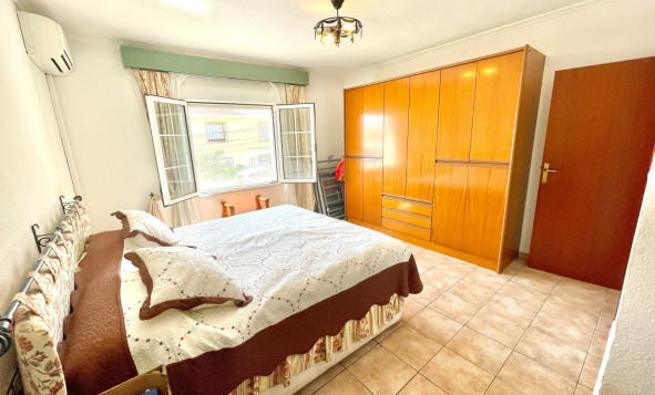 Reventa - 3. Casa indepiende - Benijófar - pueblo