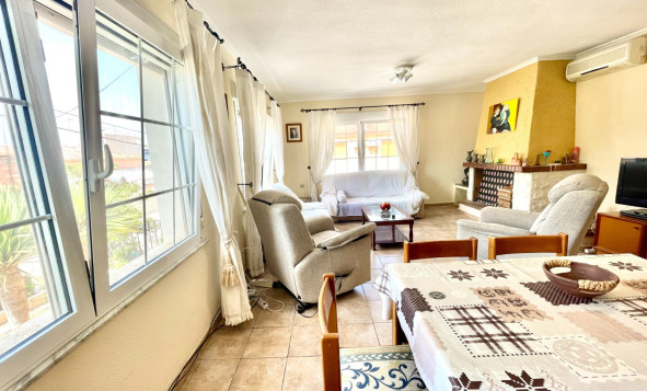Reventa - 3. Casa indepiende - Benijófar - pueblo