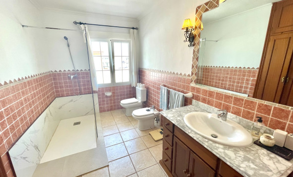 Reventa - 3. Casa indepiende - Benijófar - pueblo
