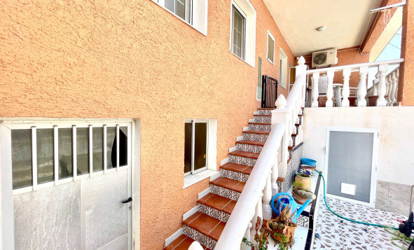 Reventa - 3. Casa indepiende - Benijófar - pueblo