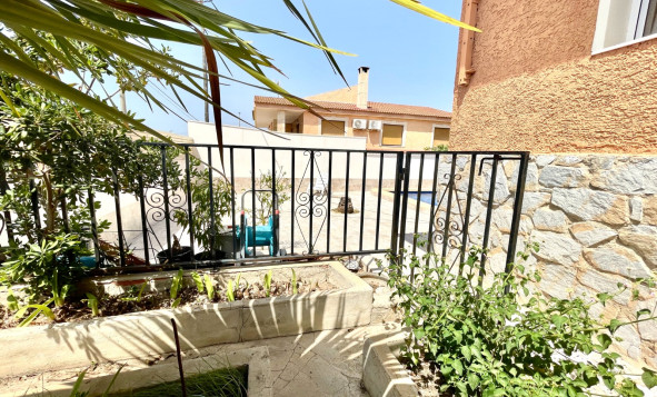 Reventa - 3. Casa indepiende - Benijófar - pueblo