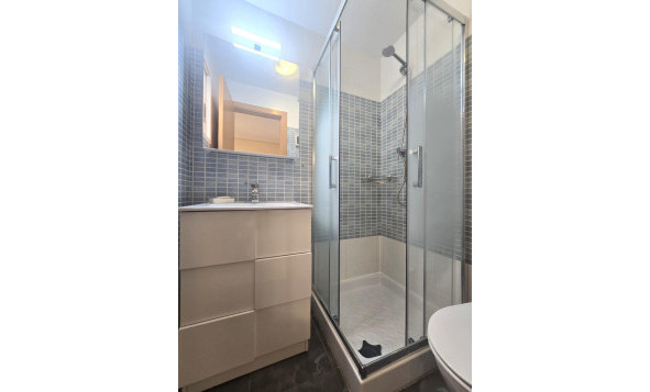 Herverkoop - 1. Appartement / flat - Torrevieja - Costa Blanca Zuid