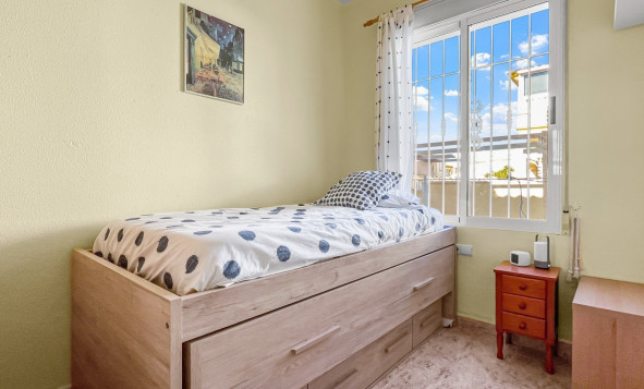 Reventa - 1. Apartamento / piso - Orihuela Costa - Costa Blanca Sur