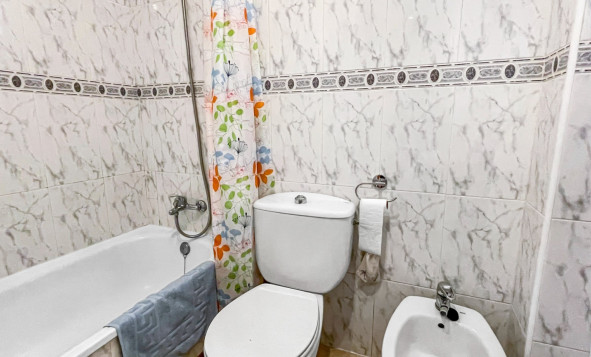 Reventa - 1. Apartamento / piso - Orihuela Costa - Costa Blanca Sur