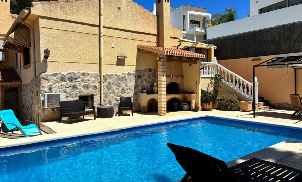 Reventa - 3. Casa indepiende - Los Balcones - Costa Blanca Sur