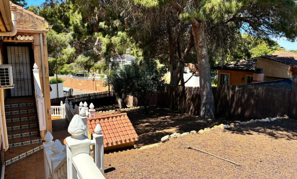 Reventa - 3. Casa indepiende - Los Balcones - Costa Blanca Sur