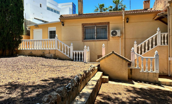 Reventa - 3. Casa indepiende - Los Balcones - Costa Blanca Sur