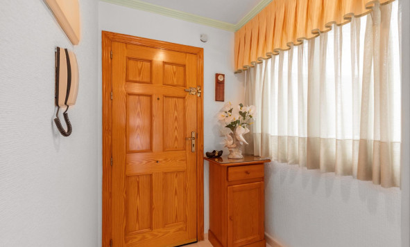 Resale - 1. Apartment / flat - Torrevieja - Costa Blanca South