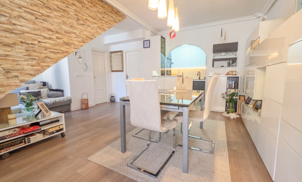 Reventa - 4. Chalet pareado - Los Balcones - Costa Blanca Sur