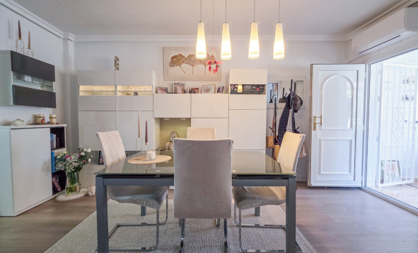 Reventa - 4. Chalet pareado - Los Balcones - Costa Blanca Sur
