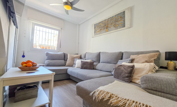 Reventa - 4. Chalet pareado - Los Balcones - Costa Blanca Sur